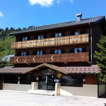 Le Boomerang 4*